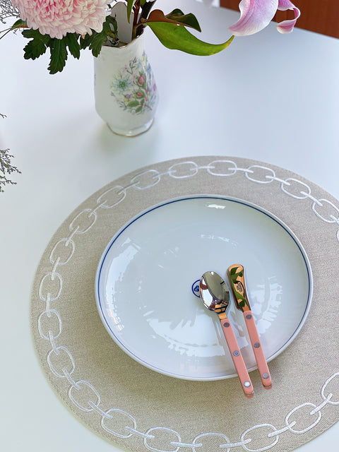 Round Stitch Placemat